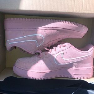 Original Authentic Nike Air Force 1 07 LV8 Suede